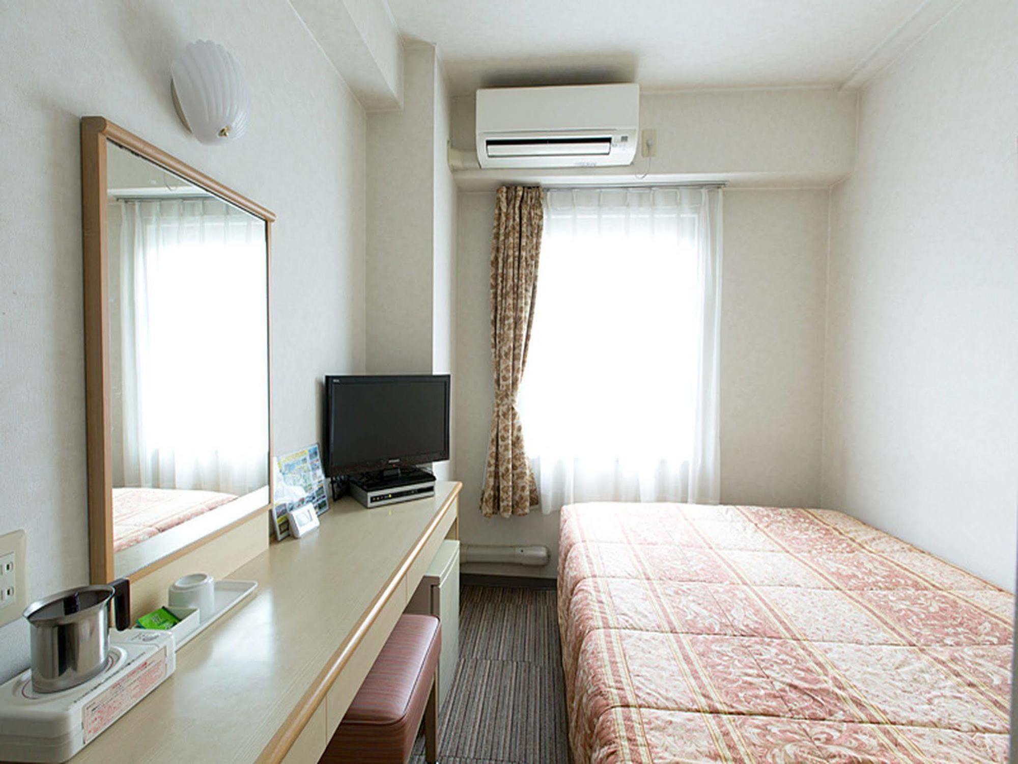Hotel Park Stadium Naha Exterior photo
